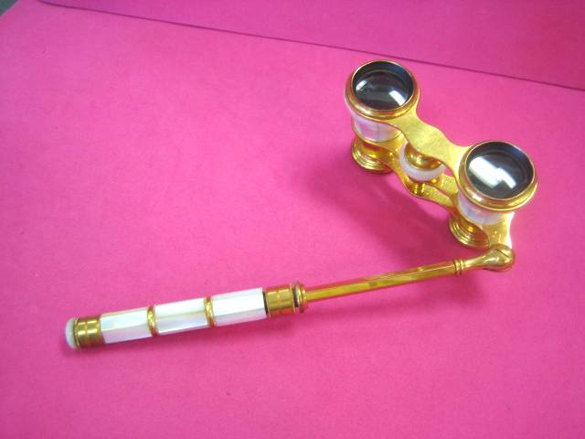 19TH CENTURY GOLDTONE FRENCH MOTHER OF PEARL TELESCOPING OPERA GLASSES